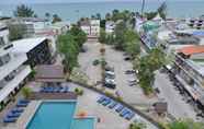 Swimming Pool 6 Jomtien Thani Hotel