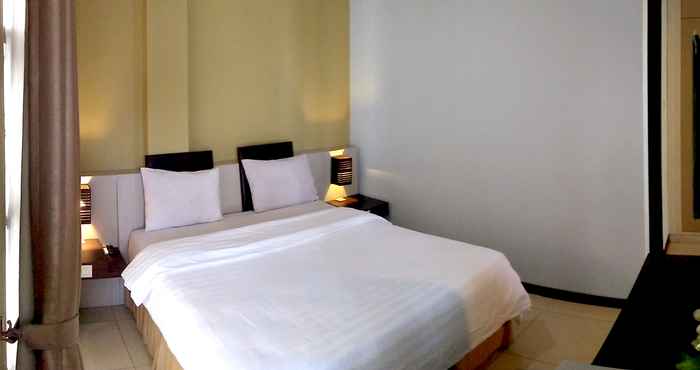 Kamar Tidur Grand Hani Hotel