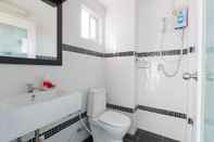 In-room Bathroom Patong Studio Apartments