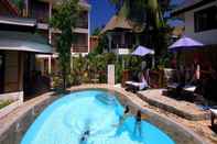 Swimming Pool Pinjalo Resort Villas