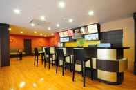 Bar, Kafe, dan Lounge Boss Suites Nana Hotel