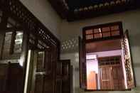 Lobi Rope Walk Guesthouse