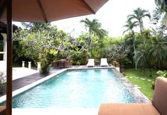 Exterior 4 Urbanest Inn Villa Seminyak