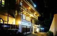 Bangunan 5 Westcliff Villa by Blue Waves