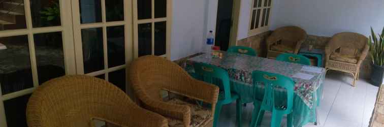 Lobi Riana Homestay