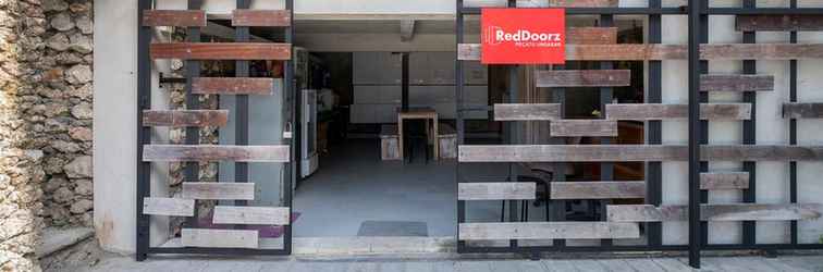 Lobi RedDoorz @ Pecatu Ungasan