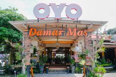 外観 OYO 563 Damar Mas Resort Lereng Kelud