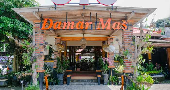 Bên ngoài OYO 563 Damar Mas  Resort Lereng Kelud