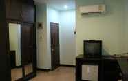 ห้องนอน 6 Baan Vor Sumongkol Services Apartment