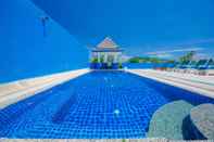Swimming Pool White Sand Resortel