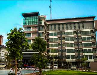 Bangunan 2 The Convenience Hotel