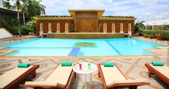 Swimming Pool Kosa Hotel & Wellness Center