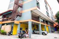 Accommodation Services Chusri Hotel and Apartments