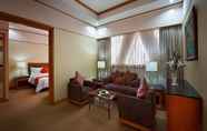 Bedroom 7 Berjaya Makati Hotel (马卡蒂成功酒店)