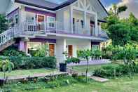 Bangunan The Carmelence Lodge