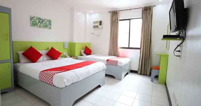 Kamar Tidur OYO 210 Apple Tree Suites