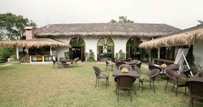 Restoran Nurture Wellness Village