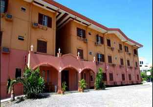 Exterior Casablanca Gardens Apartments