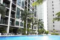 Swimming Pool Joya Lofts and Towers