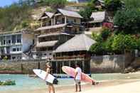 Kolam Renang Surf Garden Lombok