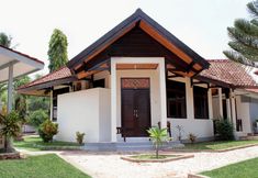 Bangunan 7 Aman Gati Hotel