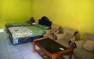 Kamar Tidur 2 Hotel Anda