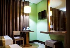 Bedroom 7 Manila Grand Opera Hotel