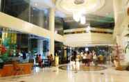 Lobby 2 Cebu Parklane International Hotel