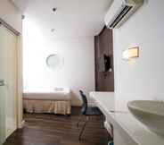 Phòng ngủ 5 Embarcadero Hotel