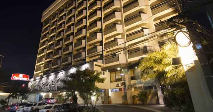 Bên ngoài Copacabana Apartment Hotel