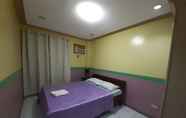 Kamar Tidur 2 LP Hotel and Resto Bar