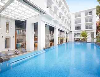 Bangunan 2 Lub d Phuket Patong