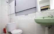 In-room Bathroom 3 Cozy Room Near Ancol (GRC)