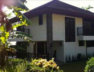 Exterior 2 DM Residente Tagaytay