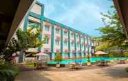 Exterior 2 Front One Akshaya Hotel Karawang