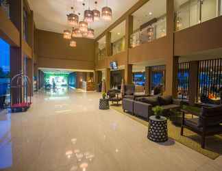 Lobby 2 Front One Akshaya Hotel Karawang