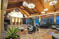 Lobby Be Grand Resort Bohol