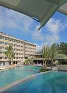 SWIMMING_POOL Be Grand Resort Bohol