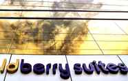 Bangunan 4 Goldberry Suites and Hotel