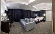 Kamar Tidur 5 Sarrosa International Hotel and Residential Suites