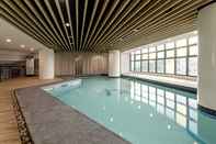 Hồ bơi Sarrosa International Hotel and Residential Suites