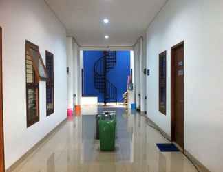 ล็อบบี้ 2 Quiet Room close to Lippo Mall Puri (MNP)