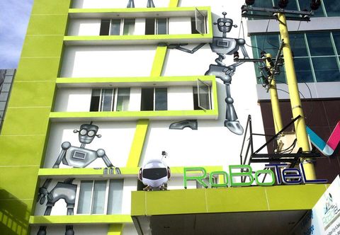 외관 Robotel Makassar