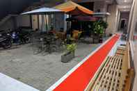 Bar, Kafe dan Lounge Hotel 99 B Sumbawa