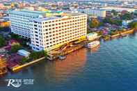 ภายนอกอาคาร The Royal River Hotel