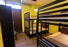 Bedroom 2 Oldtown Hostel Bangkok