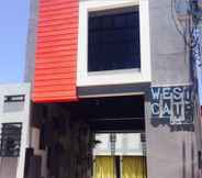 Exterior 4 West Gate Hotel