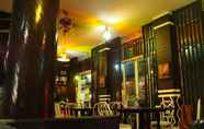 Bar, Cafe and Lounge 7 Jao Sua Residence