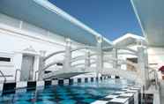 Swimming Pool 6 W Clark Hotel and Resort