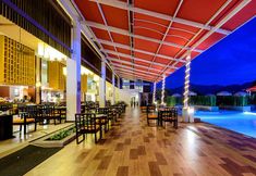 Restaurant 5 Peach Blossom Resort